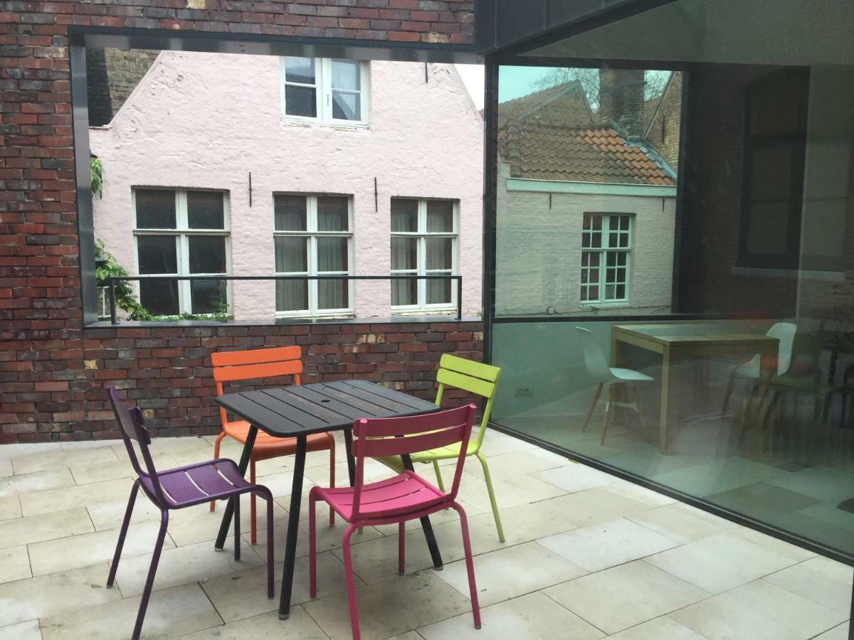 Bed & Breakfast B-square Brugge